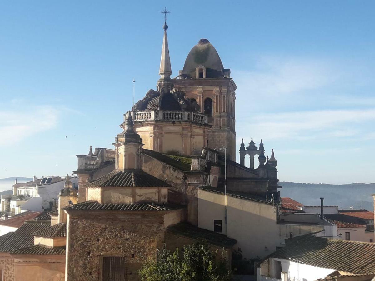 Ferienwohnung Buhardilla Rustica Mirando A Santa Catalina Jerez De Los Caballeros Exterior foto